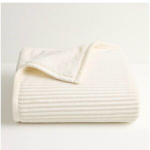 Cuddl Duds Reversible Cozy Soft Throw 50x60 Inches